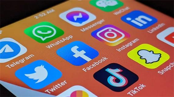 Meta Improves Facebook Video Calls 