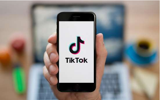 The Cultural Impact of TikTok on Global Music Charts 