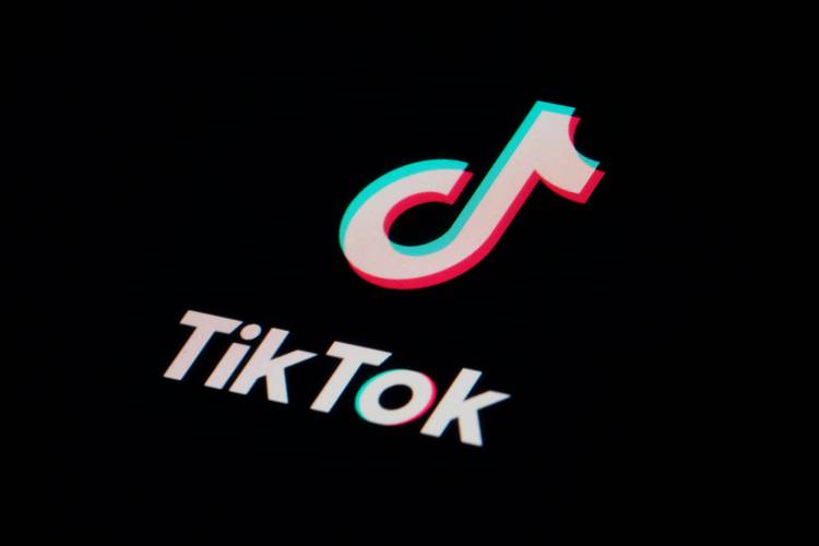 TikTok And The History Of Belts 