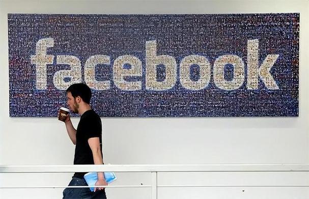 How to Use Facebook to Promote a New Service Offering